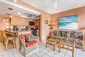 Condo, 1 King Bed, Lanai, Partial Ocean View (Casa de Emdeko 232) | Living area