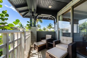 Resortwoning, meerdere bedden, veranda, uitzicht op tuin (Kulalani at Mauna Lani 2301) | Kameruitzicht