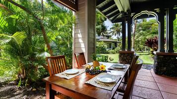 Townhome, Multiple Beds, Lanai, Garden View (Kulalani at Mauna Lani 2301) | Outdoor dining