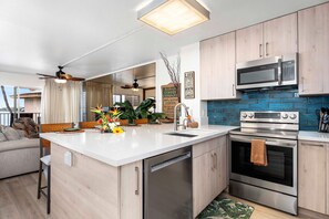 Condo, Multiple Beds, Lanai, Ocean View (Alii Villas 228) | Private kitchen