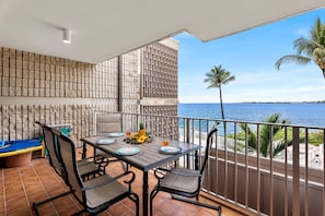 Appart'hôtel, plusieurs lits, véranda, vue océan (Alii Villas 228) | Vue de la chambre