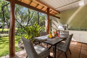 Townhome, Multiple Beds, Lanai, Garden View (Mauna Lani Fairways 302) | Outdoor dining