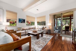 Townhome, Multiple Beds, Lanai, Garden View (Mauna Lani Fairways 302) | Living area | 42-inch TV with digital channels