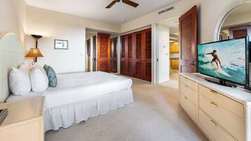 Condo, Multiple Beds, Balcony, Ocean View (Mauna Lani Point H201) | 2 bedrooms, individually decorated, individually furnished, bed sheets