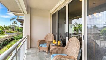 Townhouse, Beberapa Tempat Tidur, dapur, pemandangan gunung (Mauna Lani Villages 606) | Pemandangan dari kamar