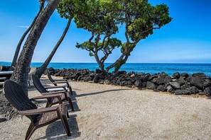 بالقرب من الشاطئ