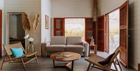 Comfort Villa, Private Pool, Garden View | Living area. Habitation Tabanon