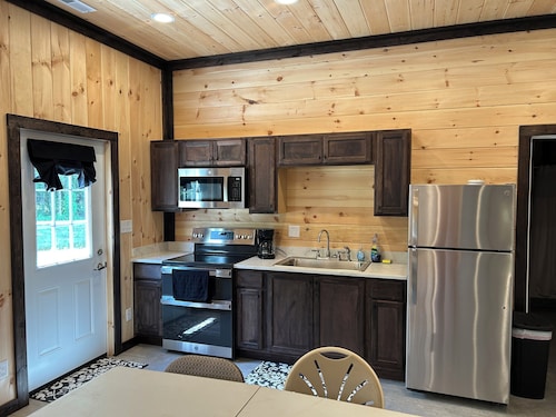 20 acres Bunkhouse in Emporia, KS