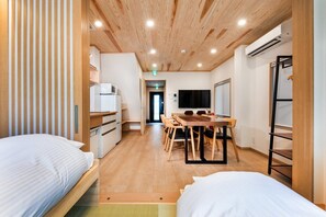 4 bedrooms, iron/ironing board, Internet - Shiki Homes | KOJU 光樹 (Kyoto)