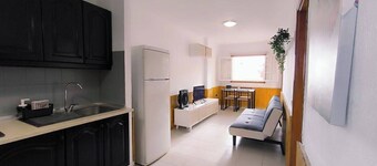 The Mirlo Sunset Aparment