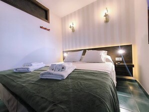 1 bedroom, iron/ironing board, travel crib, WiFi