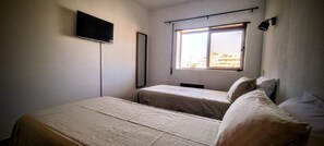 1 bedroom, iron/ironing board, free WiFi, bed sheets - Comfortable apartment in a hotel residence, Chill and festive atmosphere (Albufeira)