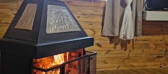 Complete Site, With Fireplace, Family and Friends!