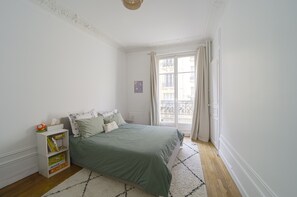 2 bedrooms