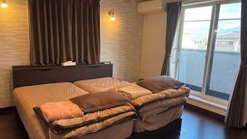 Desk, free WiFi, bed sheets