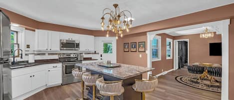 Microwave, oven, stovetop, dishwasher