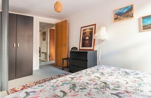 2 Schlafzimmer, Bügeleisen/Bügelbrett, WLAN, Bettwäsche