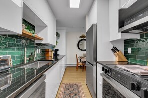 Microwave, oven, stovetop, dishwasher