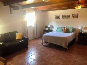 1 室のベッドルーム、アイロン / アイロン台、WiFi、ベッドシーツ