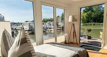 Hausboot ANKERLOFT - Urlaub auf dem Wasser mitten in Hannover im Yachthafen!