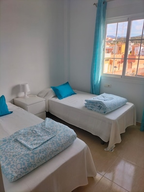 2 bedrooms, WiFi, bed sheets