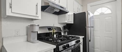 Microwave, oven, stovetop, dishwasher
