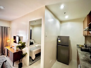 1 bedroom, iron/ironing board, free WiFi, bed sheets