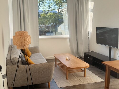 Two bedrooms apartment Birmingham15 min from the town