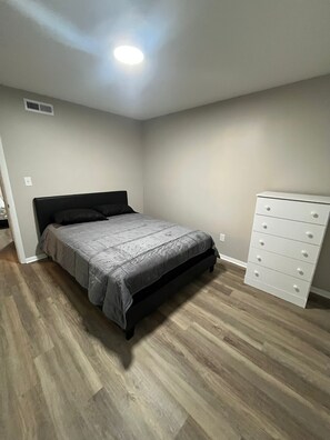 2 bedrooms, in-room safe, iron/ironing board, WiFi