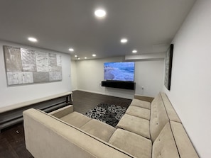 TV connectée, cheminée