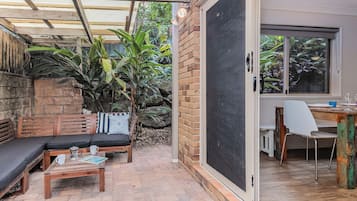 Maison mitoyenne, 3 chambres, animaux de compagnie acceptés | Terrasse/Patio