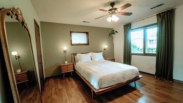 1 bedroom, desk, iron/ironing board, free WiFi