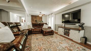 Smart TV, DVD player, video library