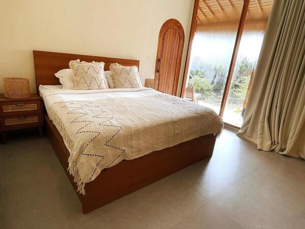 3 多间卧室、WiFi、床单