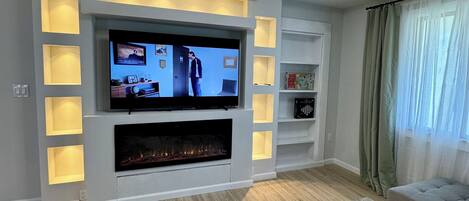 Télévision, cheminée