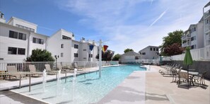 Outdoor pool - Top Rated, Waterfront Condo at 19MM Amazing views! Prime location! Boat slip! (Osage Beach)