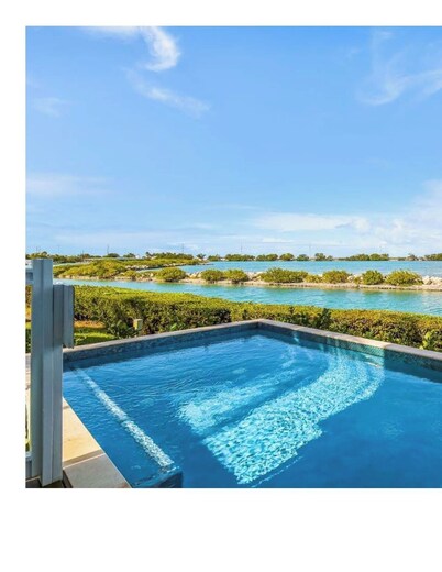 Piece of Paradise located at Hawks Cay in Duck Key