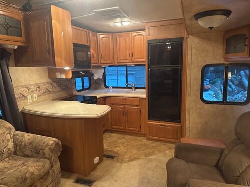 Fantastic RV with AC in Muskegon