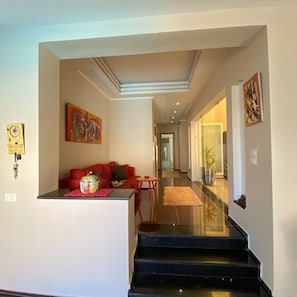 Interior -  Villa Deluxe, Poolside, Mountain views, 3Bed, Sitting and dining indoor/outdoor (Bizerte)