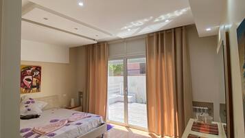 3 dormitorios, tabla de planchar con plancha, wifi y ropa de cama