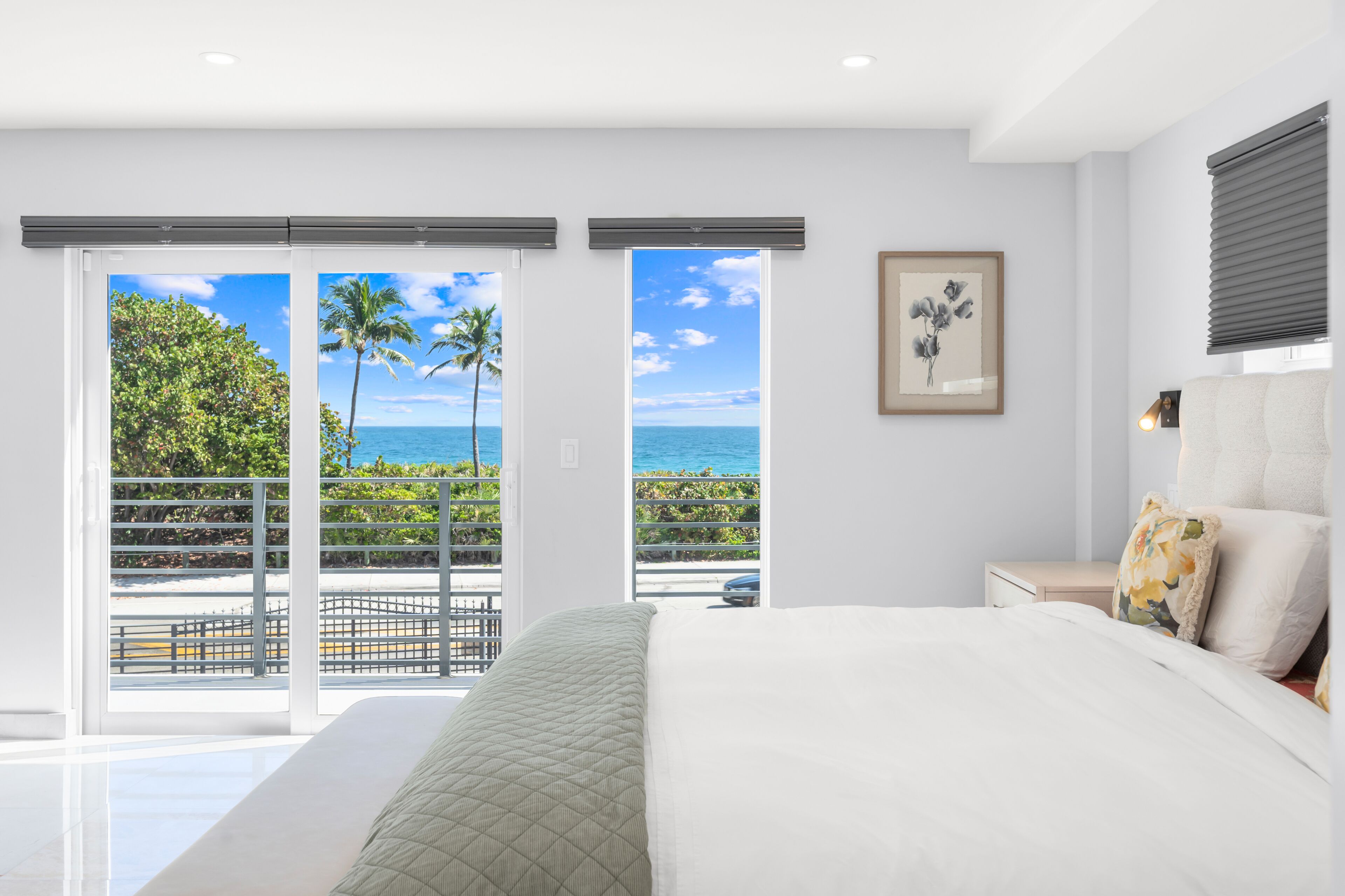 5 slaapkamers, een kluis op de kamer, een strijkplank/strijkijzer, wifi