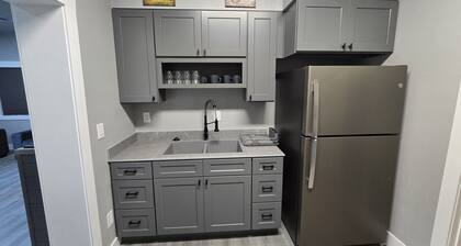 CASITA, 1 bedroom, living room, kitchen, bathroom, Wi-Fi, parking, close to NNU.