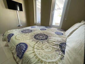 3 chambres, fer et planche à repasser, Wi-Fi gratuit, draps fournis