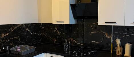 Microonde, forno, piano cottura