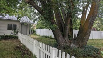 Enceinte de lâhĂ©bergement