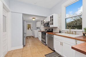 Microwave, oven, stovetop, dishwasher