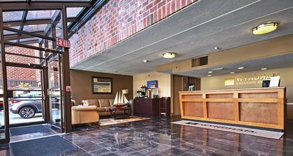 Week long hotel suite unit at Wyndham Inn on the Harbor in Newport