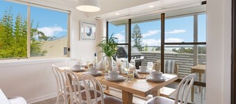Lakeview Retreat – a spacious and stylish two-storey home designed for relaxed holiday living