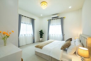 Iron/ironing board, free WiFi - Villa Anna (Pattaya)