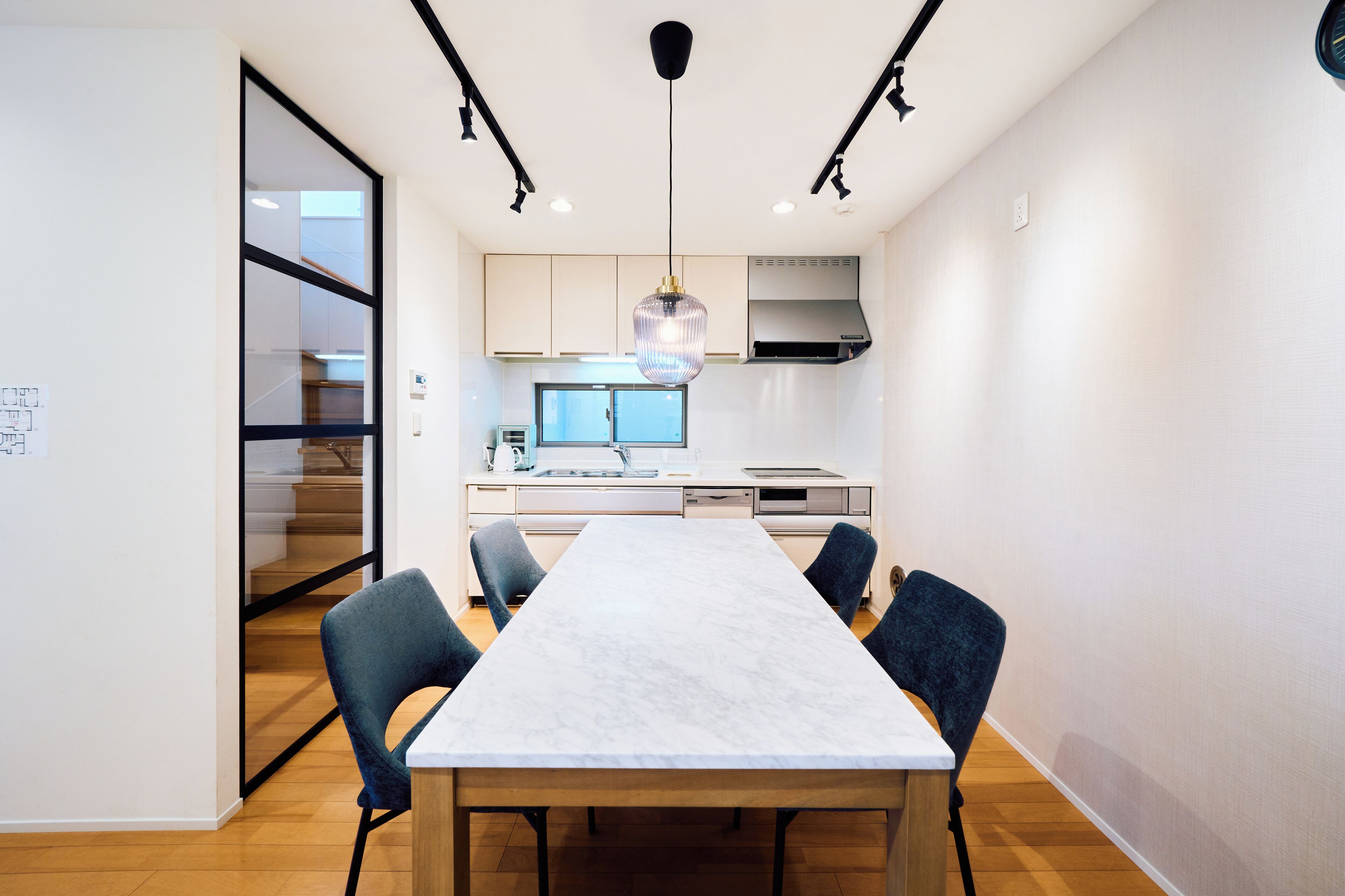 Basic Apartment | In-room dining